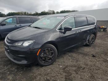  Salvage Chrysler Pacifica