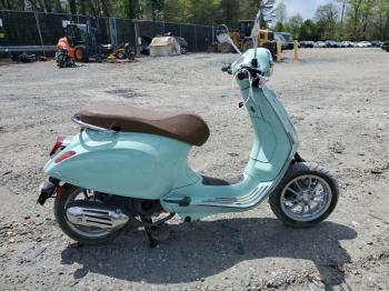  Salvage Vespa Primavera 