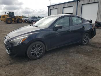  Salvage Toyota Yaris