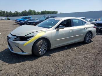  Salvage Lexus Es