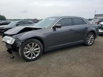  Salvage Chrysler 300