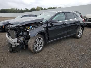  Salvage Mercedes-Benz GLA