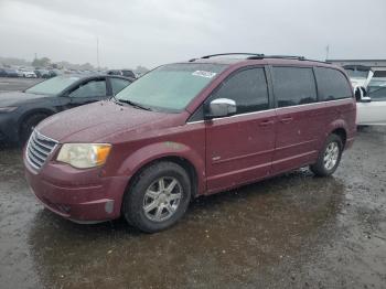  Salvage Chrysler Minivan