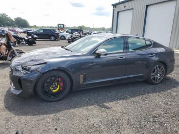  Salvage Kia Stinger