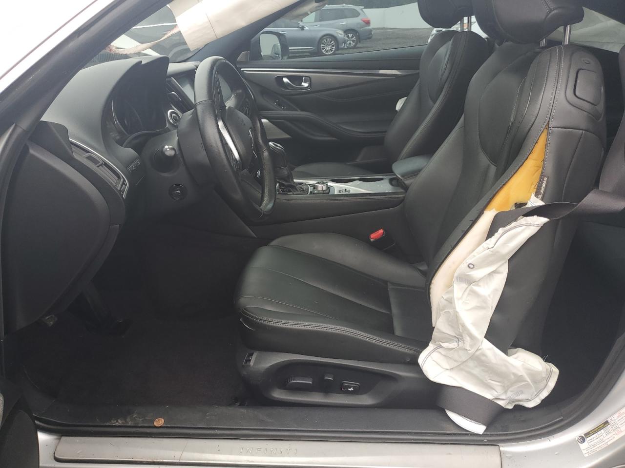 INFINITI Q60 Base Image 4