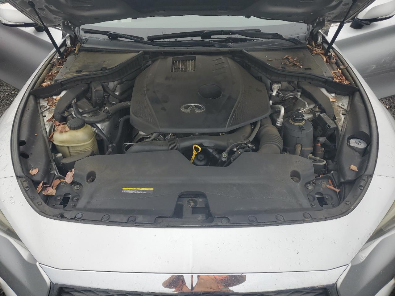 INFINITI Q60 Base Image 10