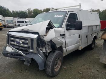  Salvage Ford Econoline