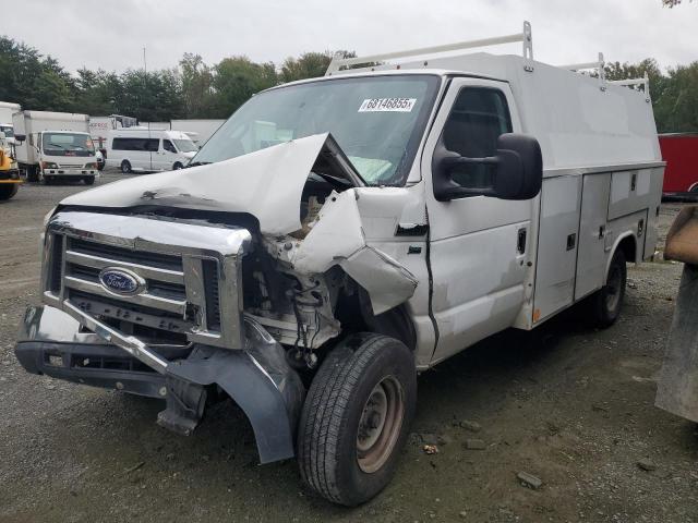  Salvage Ford Econoline