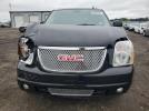 GMC Yukon Denali Image 4
