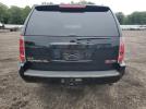 GMC Yukon Denali Image 11