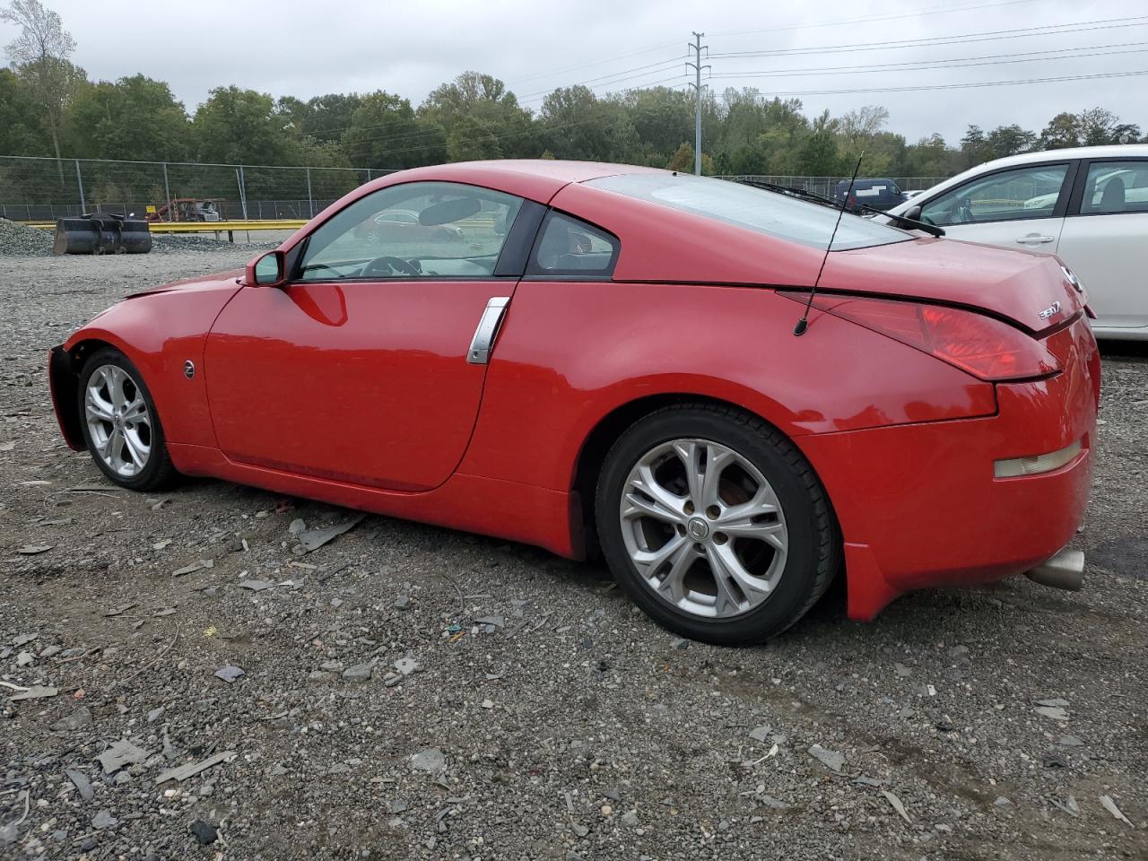 Nissan 350Z Coupe Image 3