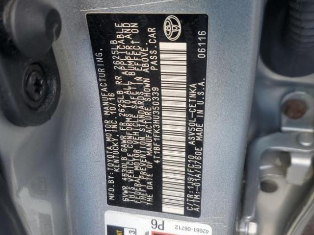 Toyota Camry Le Image 3