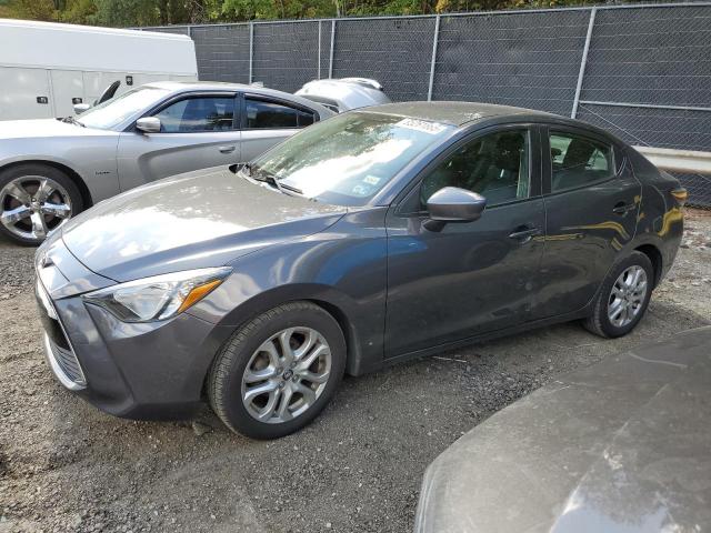  Salvage Toyota Yaris