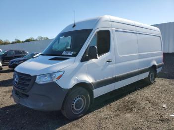  Salvage Mercedes-Benz Sprinter