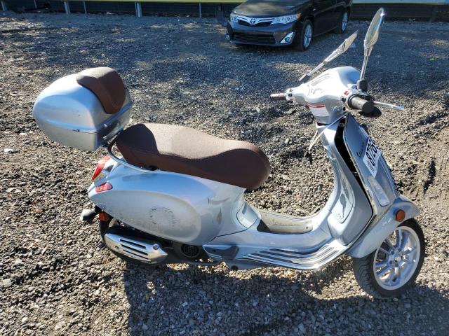  Salvage Vespa Primavera 