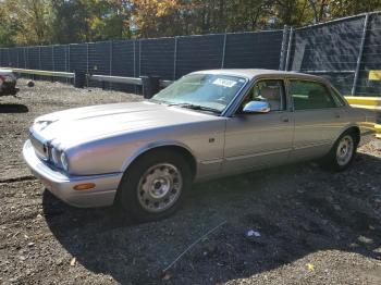  Salvage Jaguar XJ