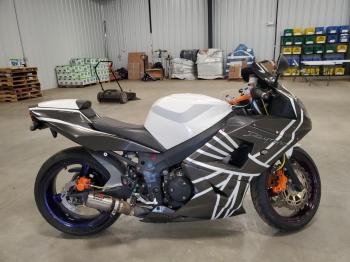  Salvage Triumph Motorcycle Daytona 60