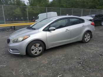  Salvage Kia Forte