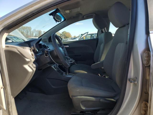 Chevrolet Sonic Lt Image 12