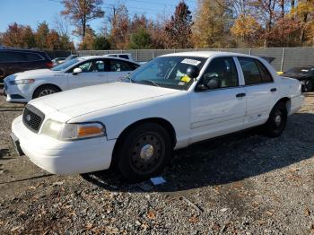  Salvage Ford Crown Vic
