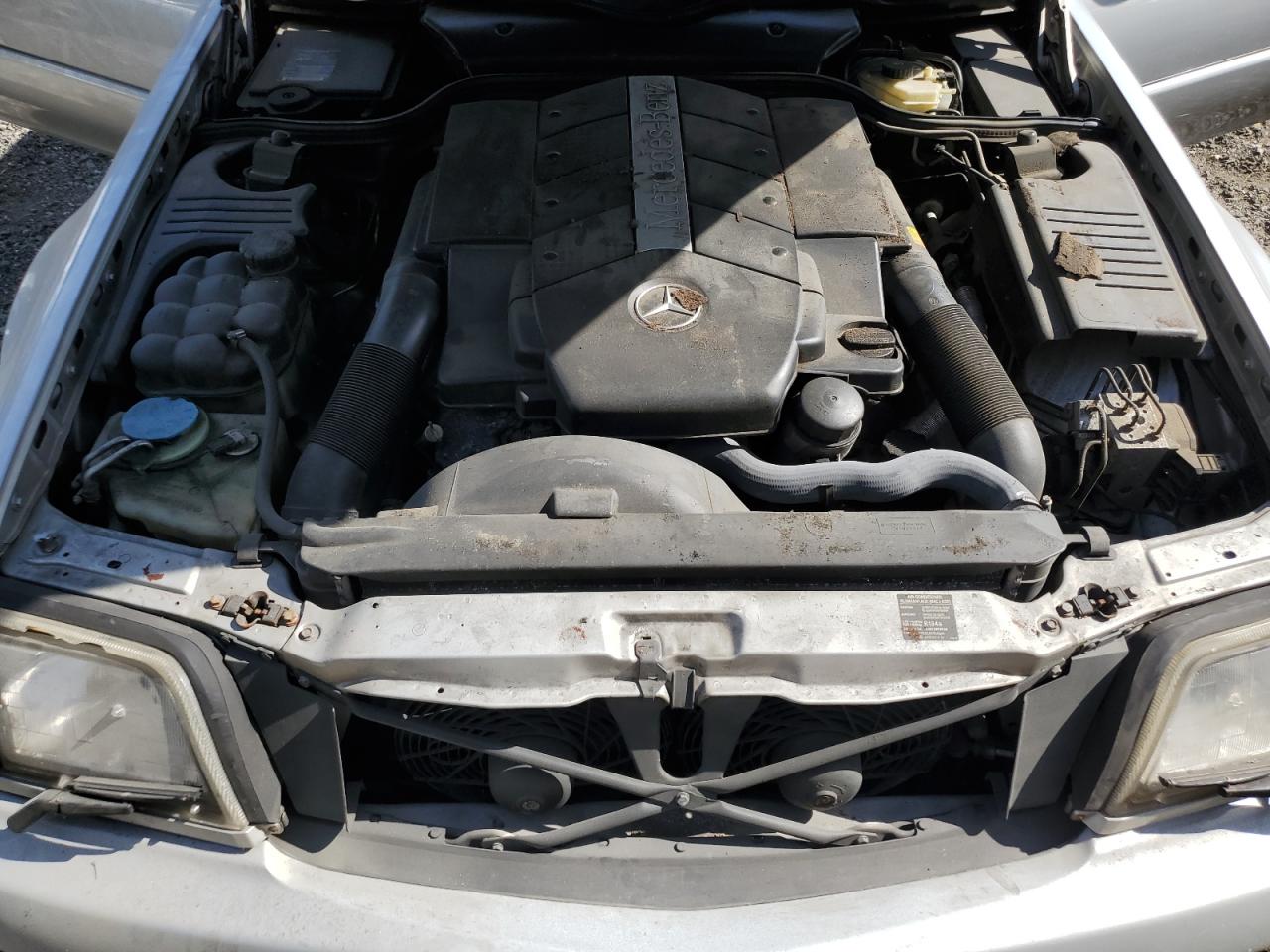 Mercedes-Benz S-Class 500 Image 8