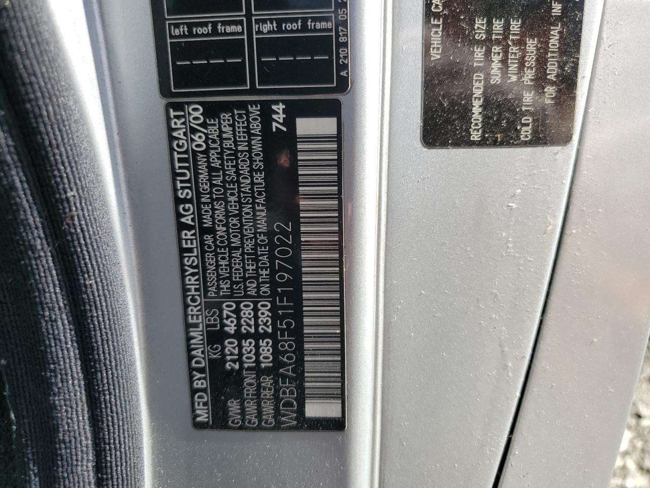 Mercedes-Benz S-Class 500 Image 12