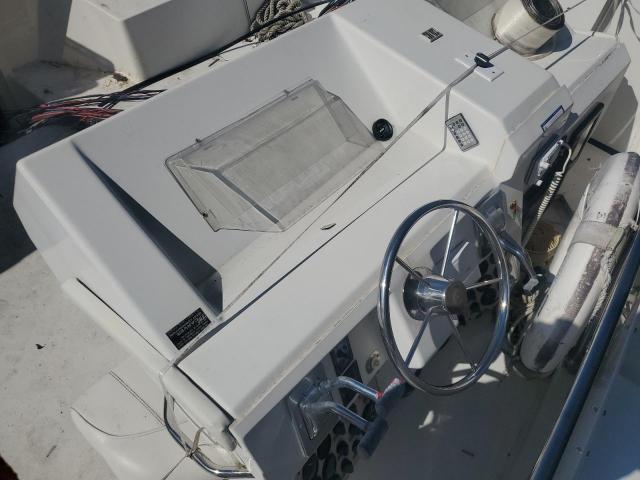 Carver Yachts Boat Image 8