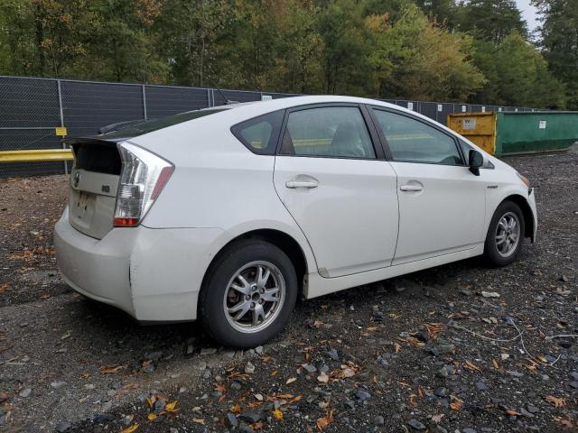 Toyota Prius Image 11