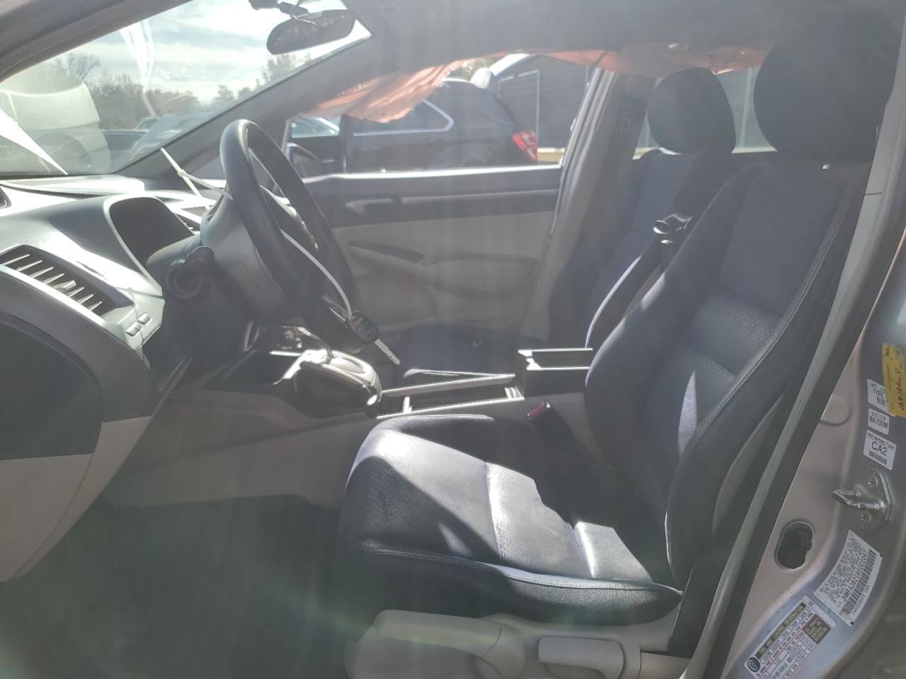 Honda Civic Hybrid Image 10