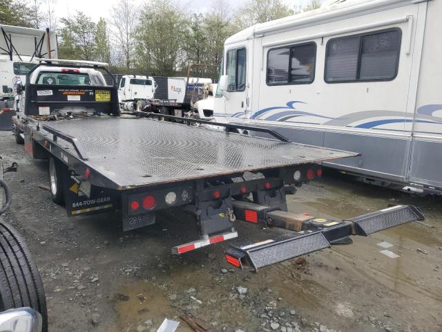 Chevrolet Silverado Image 3