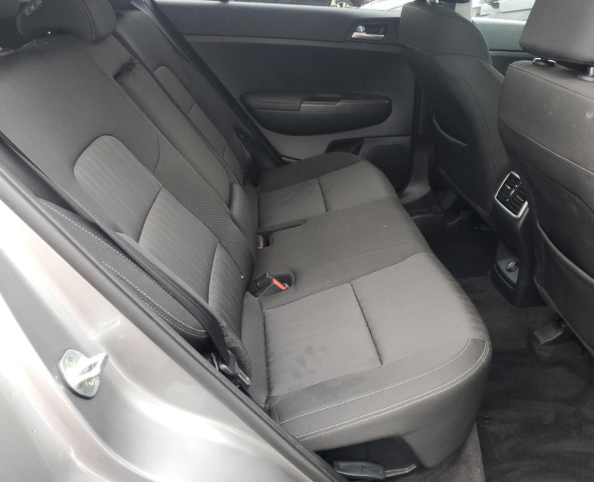 Kia Sportage Lx Image 9