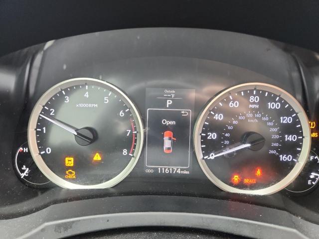 Lexus Is 300 Image 12