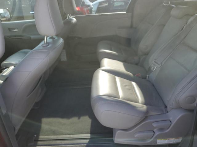 Toyota Sienna Xle Image 4