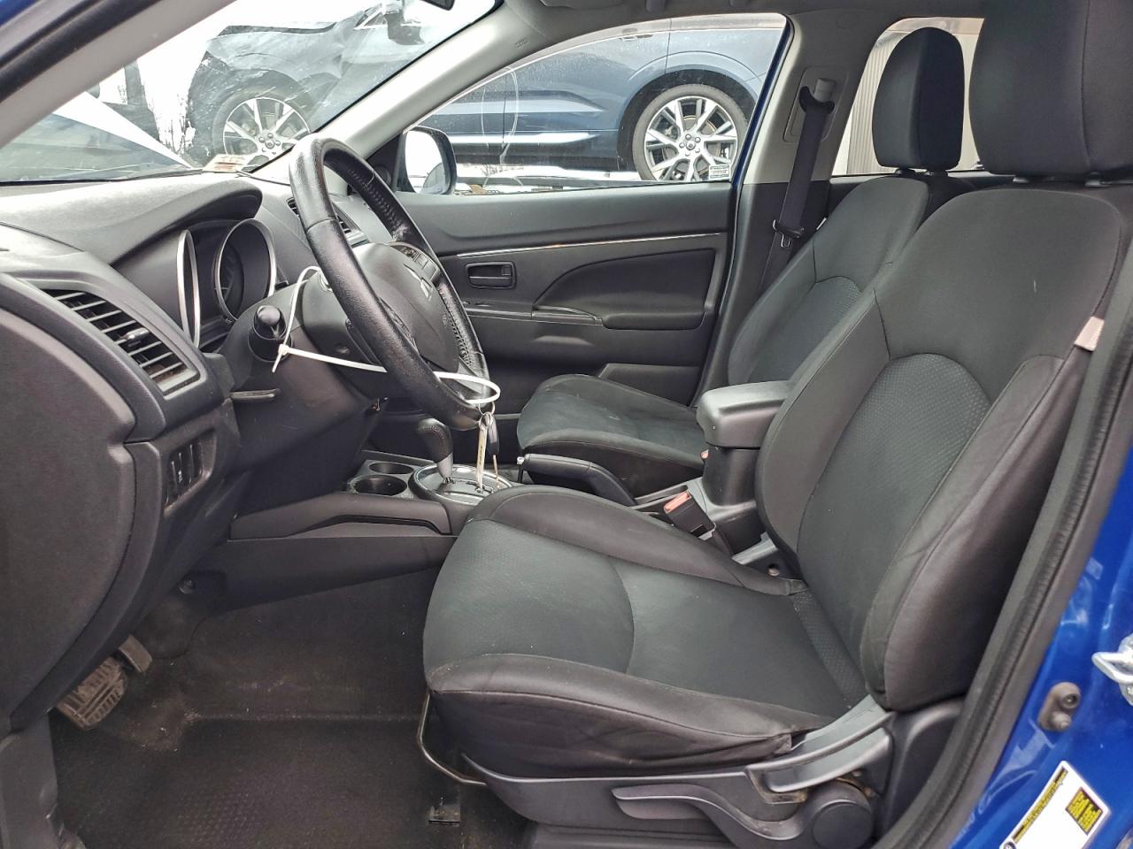 Mitsubishi Outlander Es Image 11