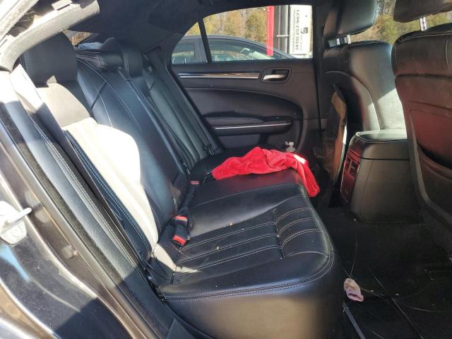 Chrysler 300 S Image 11