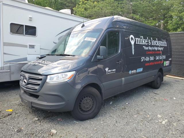  Salvage Mercedes-Benz Sprinter