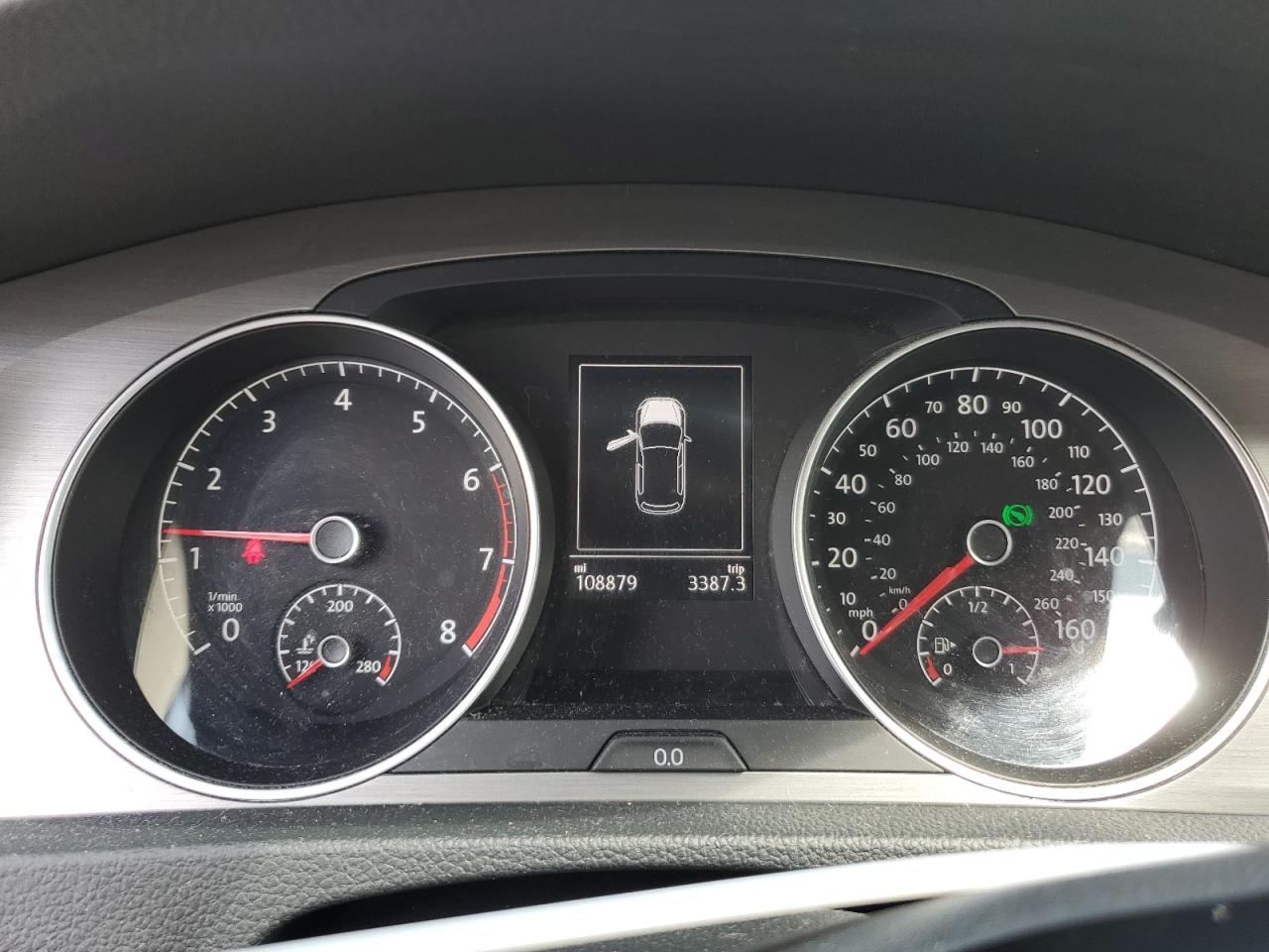 Volkswagen Golf Image 4