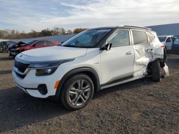  Salvage Kia Seltos