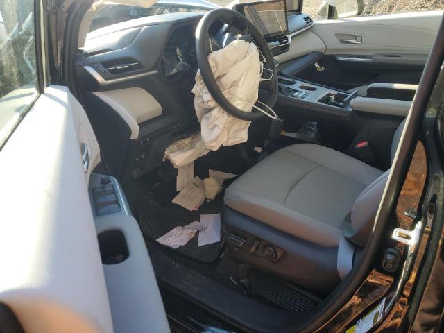 Toyota Sienna Xle Image 9