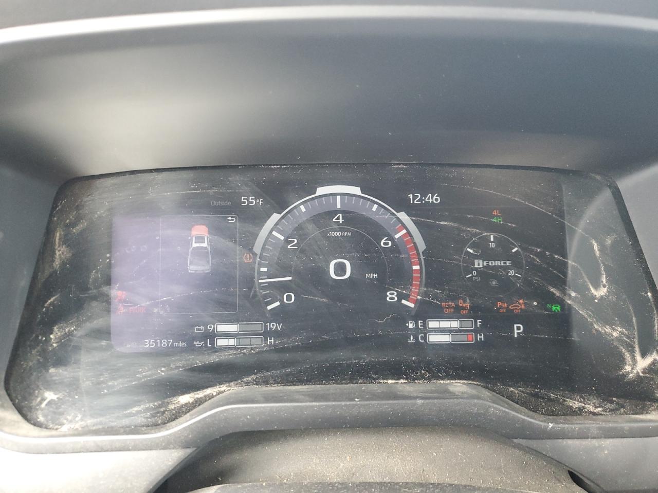 Toyota Tundra Crewmax Platinum Image 11