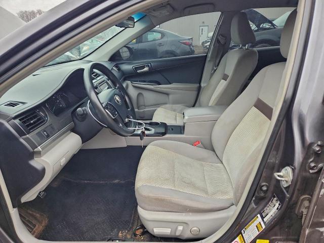 Toyota Camry L Image 6