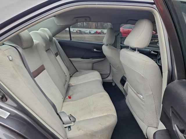 Toyota Camry L Image 4