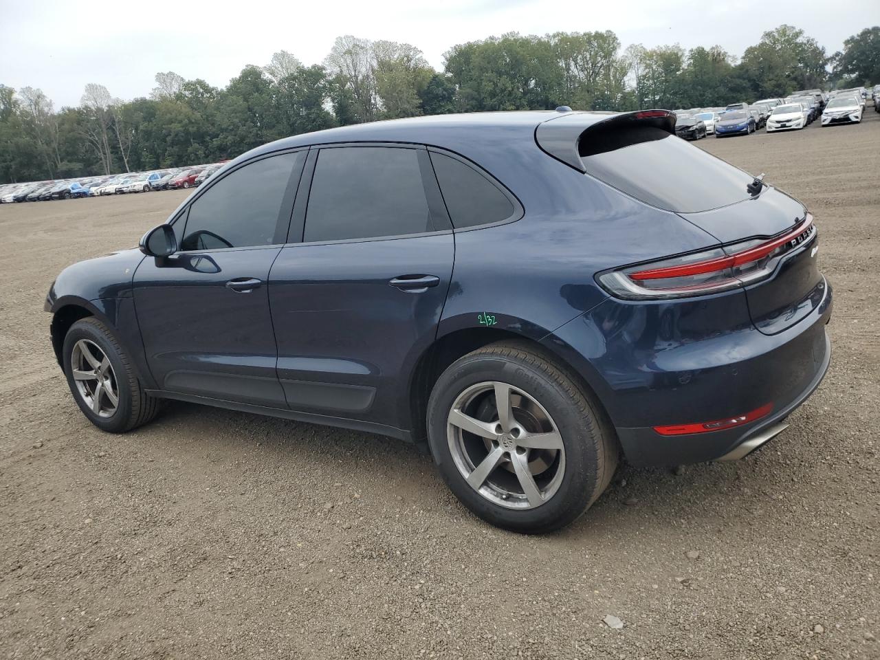 Porsche Macan Image 10
