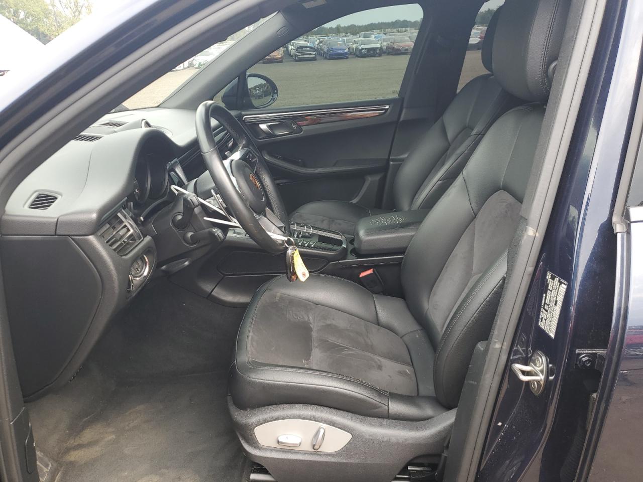 Porsche Macan Image 5