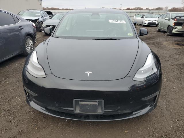 Tesla Model 3 Image 9