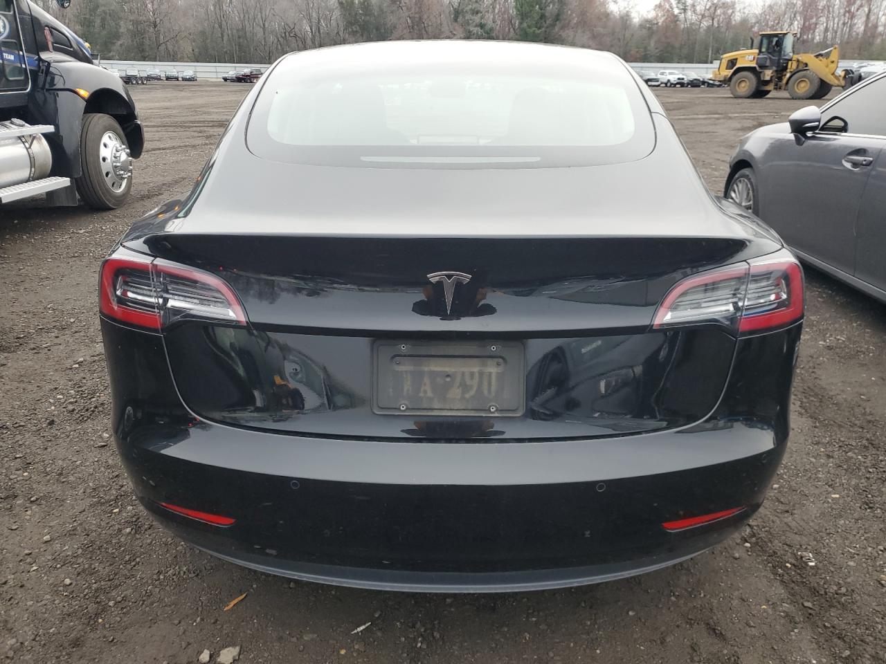 Tesla Model 3 Image 3