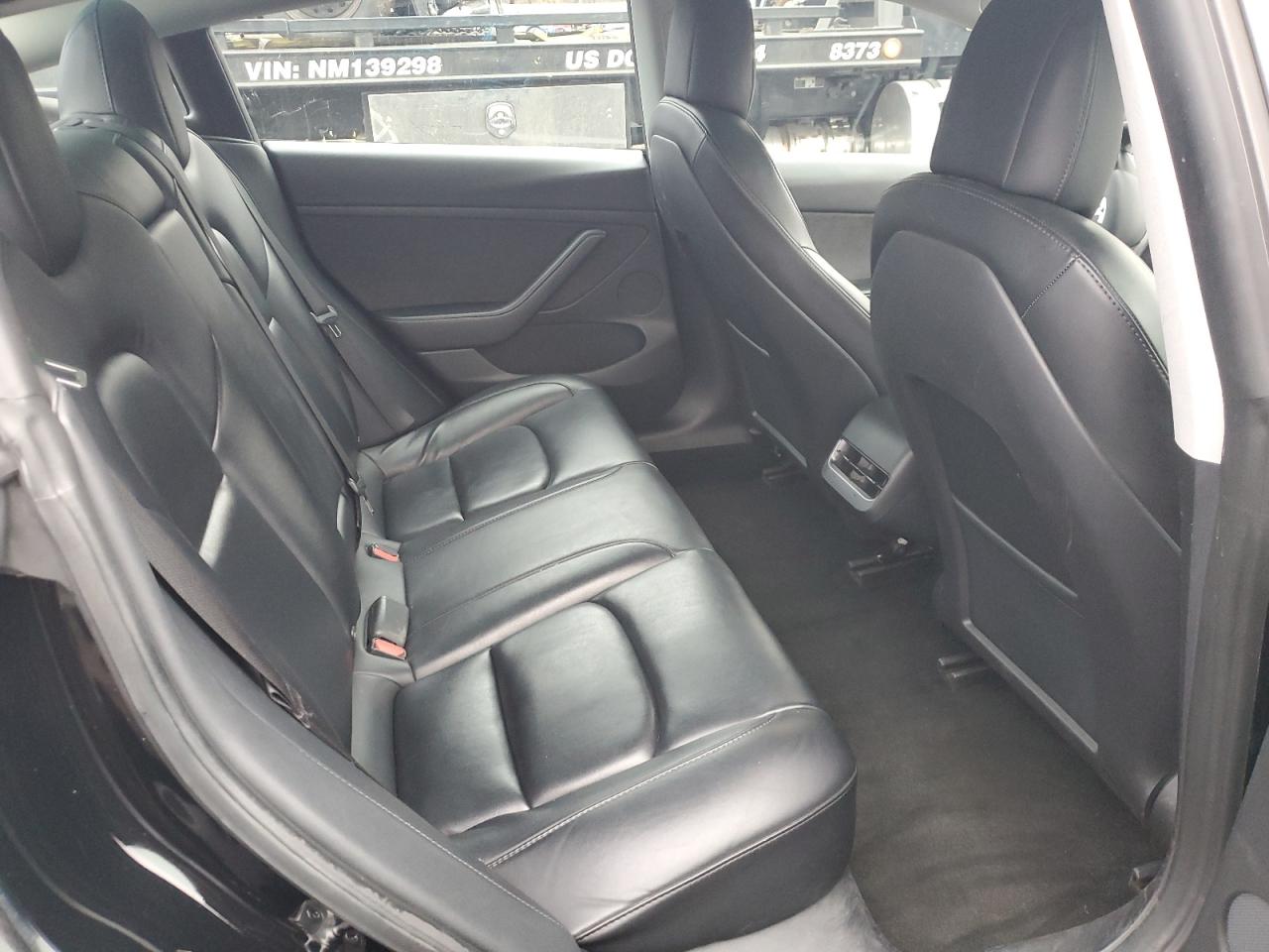 Tesla Model 3 Image 7