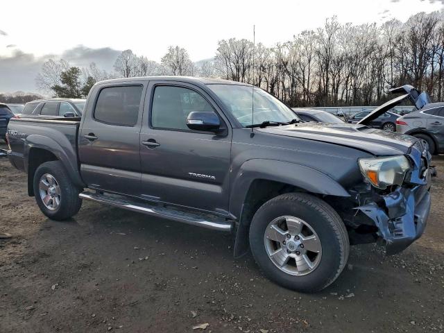Toyota Tacoma Double Cab Image 2