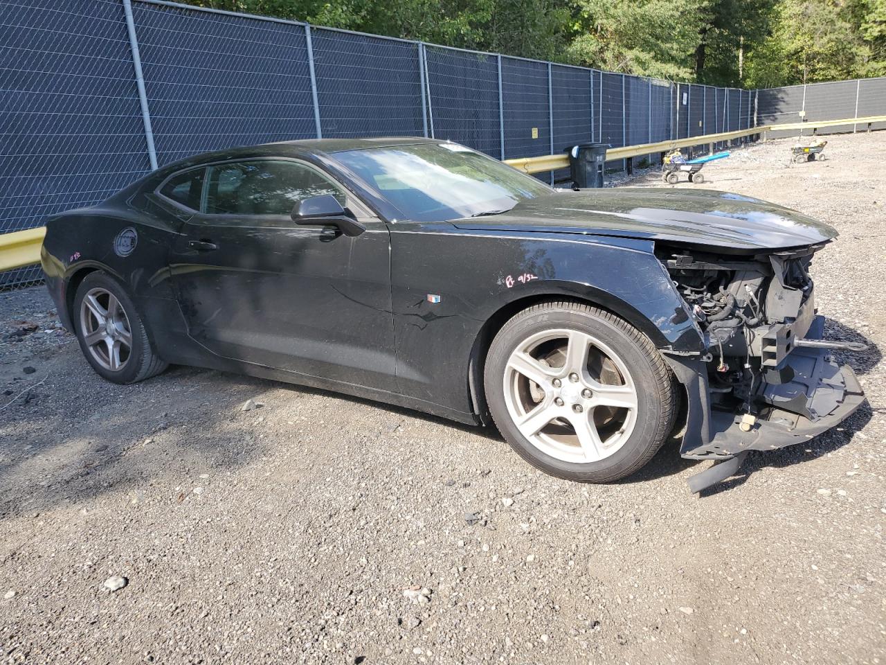 Chevrolet Camaro Ls Image 3
