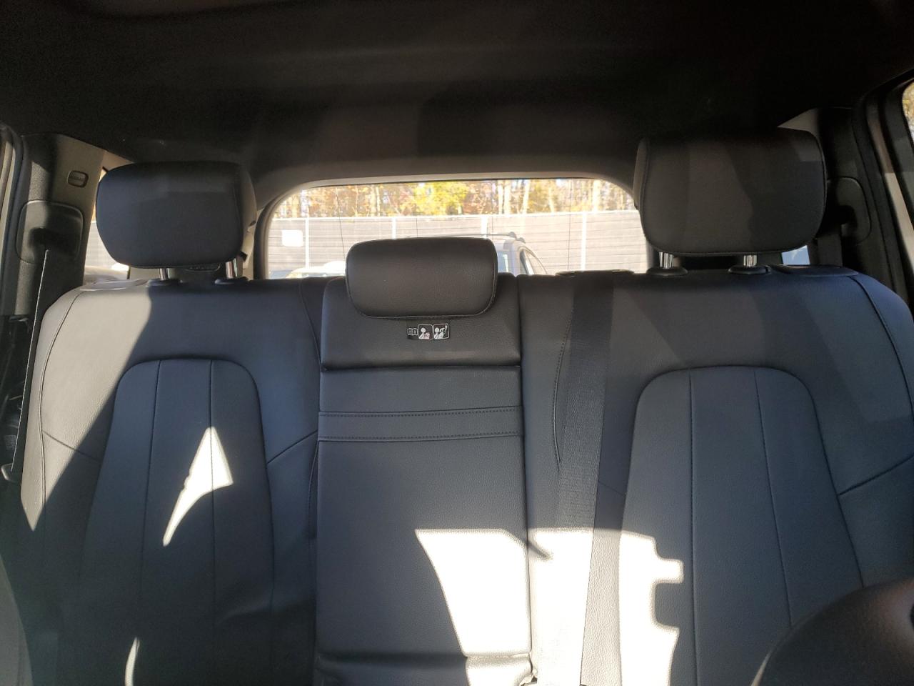 Mercedes-Benz GLB 250 4matic Image 8